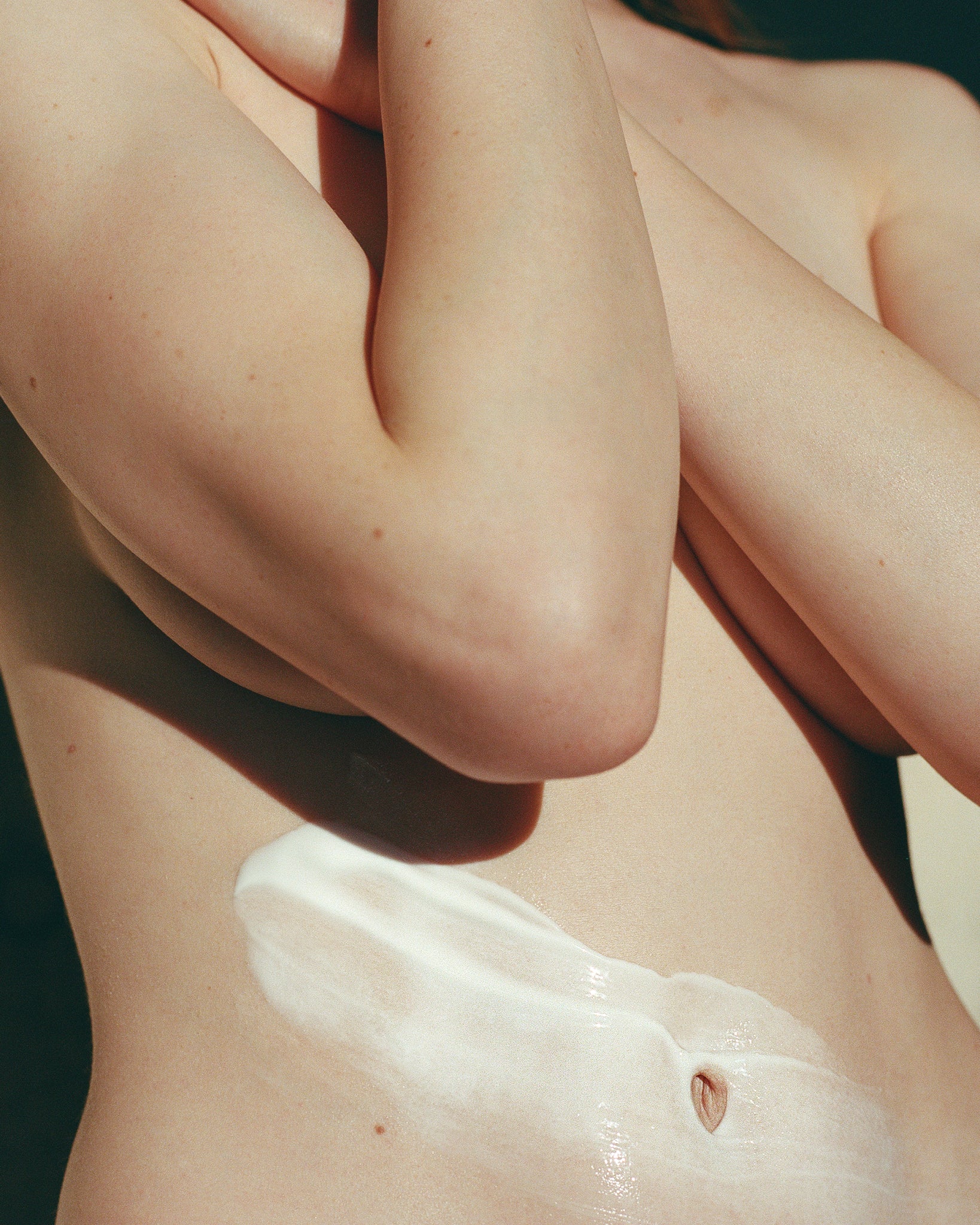 MΓDARA Organic Skincare hydrating body cream madara A1115 face cream product photo on plain background.