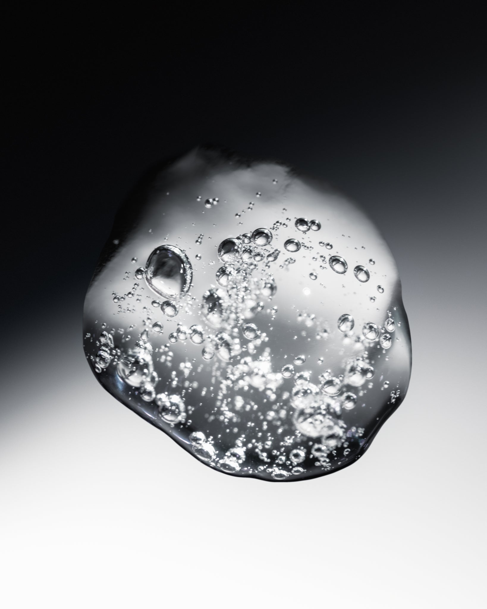 Texture close-up of MÁDARA Organic Skincare birch water hydrating gel A3342 gel �swatch demonstrates consistency and finish.