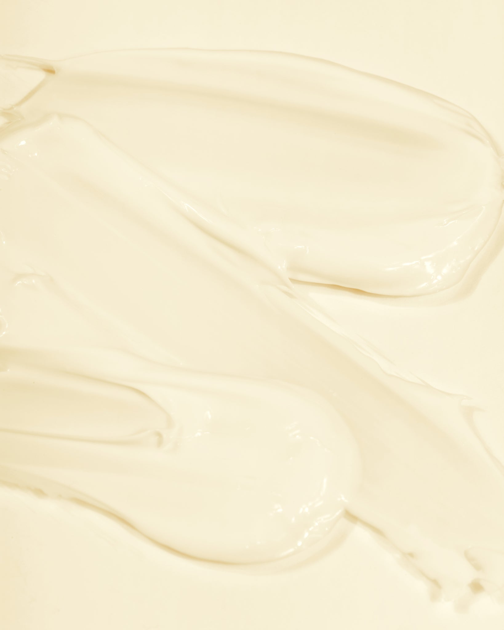 Texture close-up of MÁDARA Organic Skincare vitamin c SM3302 15 �swatch demonstrates consistency and finish.