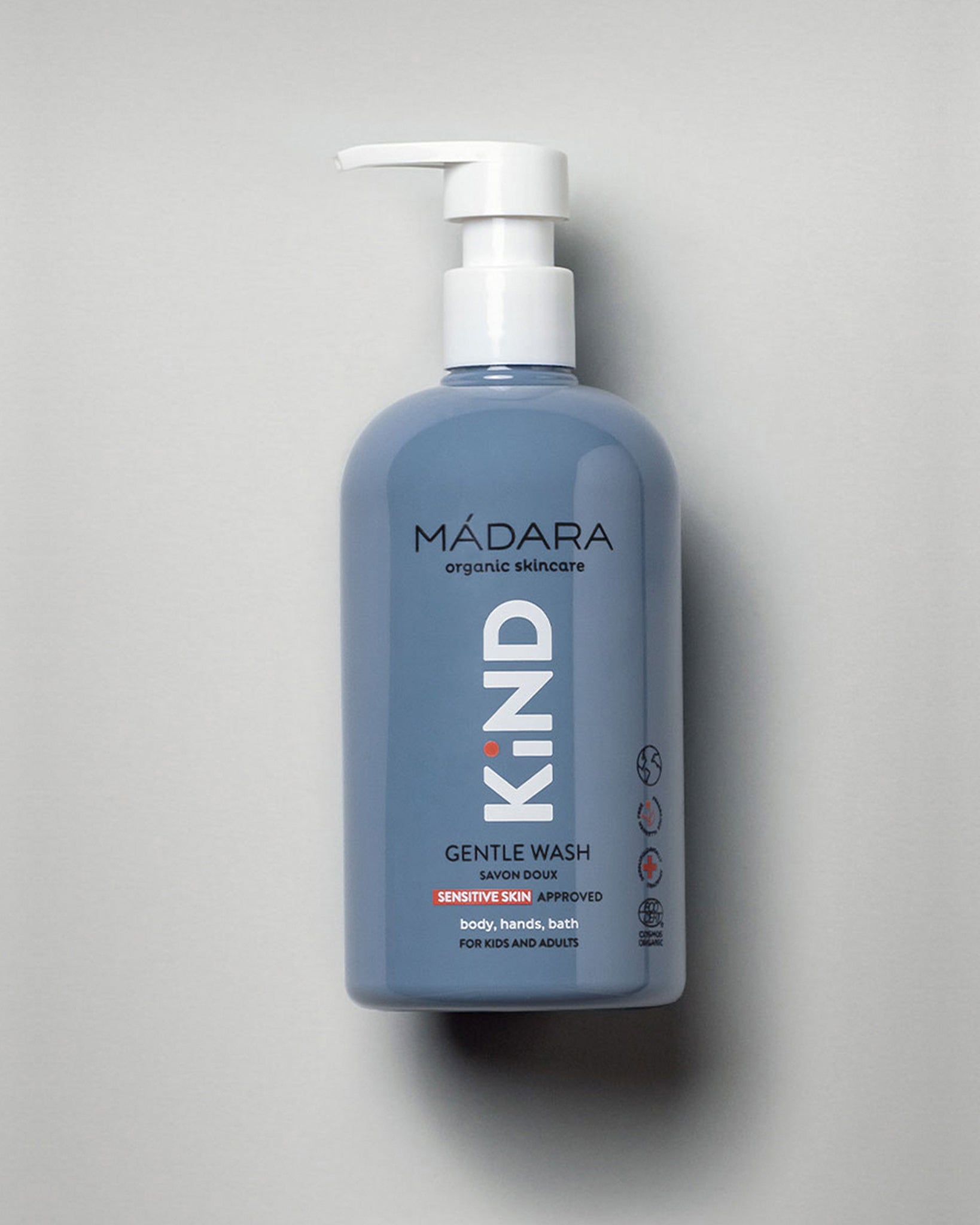 MÁDARA Organic Skincare kind gentle wash A4465 product photo on plain background.