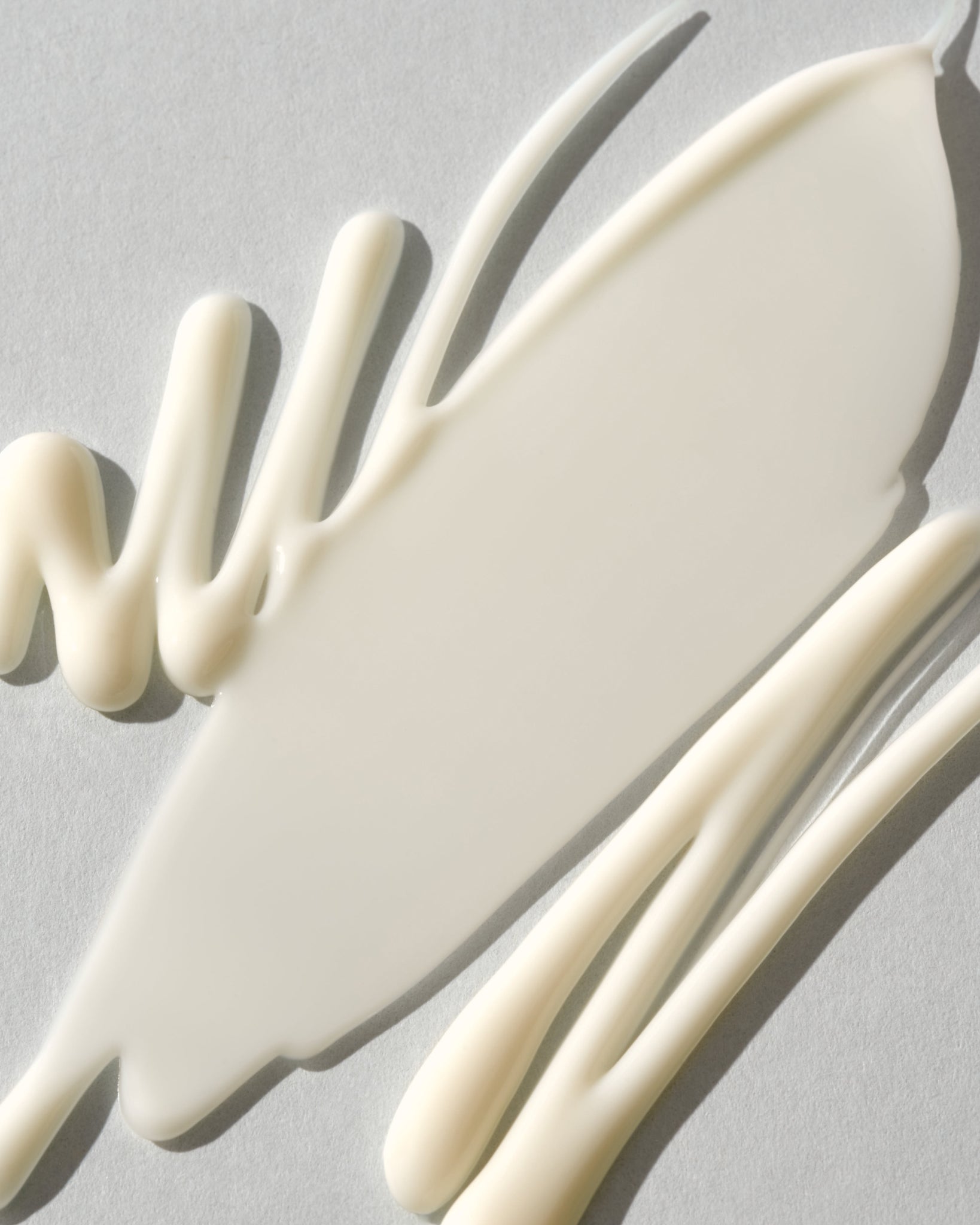 MÁDARA Organic Skincare his eye cream for men 17ml A5004 face cream product photo on plain background.