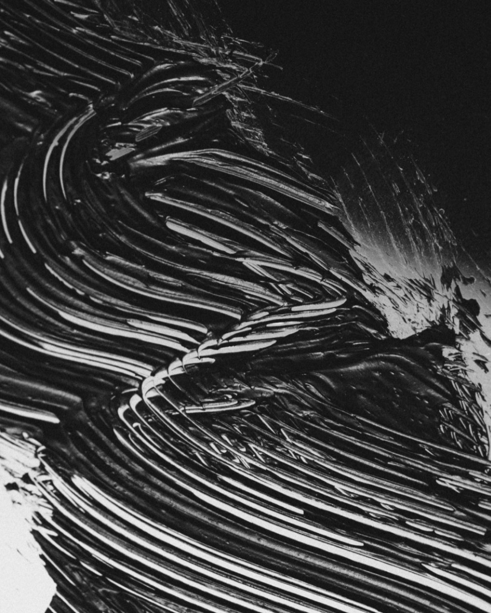 Texture close-up of MÁDARA Organic Skincare bold volume mascara A6601 �swatch demonstrates consistency and finish.